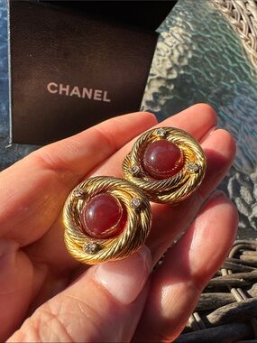 Chanel Vintage Red Gripoix Glass Cabochon ClipOn Earrings